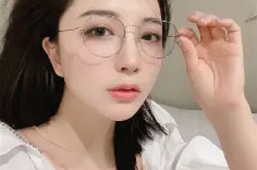 惊天爆料!万斯撕破特朗普伪装 白宫潜规则曝光 穿棕鞋必遭训斥碾压 惊天爆料!万斯撕破特朗普伪装 白宫潜规则曝光 穿棕鞋必遭训斥碾压