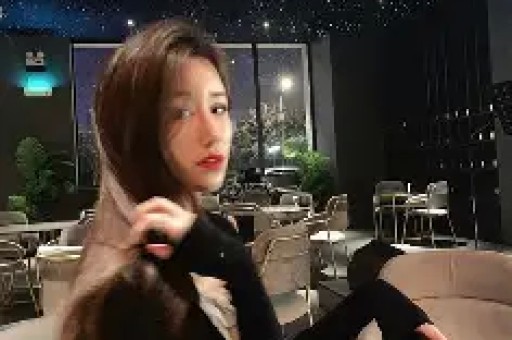 斗鱼女主播忘关摄像头私密画面流出!虚假人设彻底翻车 斗鱼女主播忘关摄像头私密画面流出!虚假人设彻底翻车