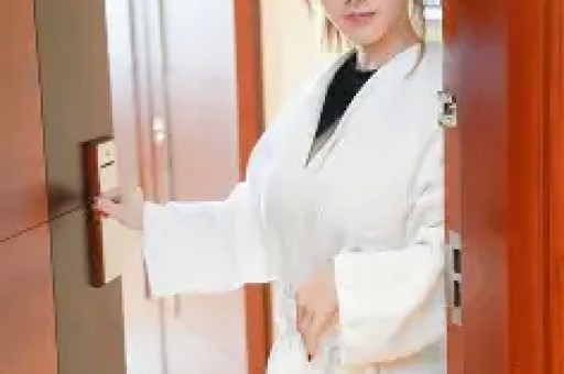 315打假掉话筒、对口型、摔跟头明星假唱简直花样百出! 315打假掉话筒、对口型、摔跟头明星假唱简直花样百出!
